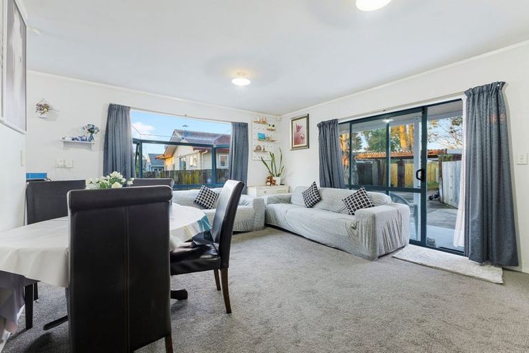 Photo of property in 34a Sikkim Crescent, Clover Park, Auckland, 2019