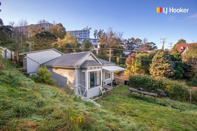 Photo of property in 71 Gladstone Road North, Dalmore, Dunedin, 9010