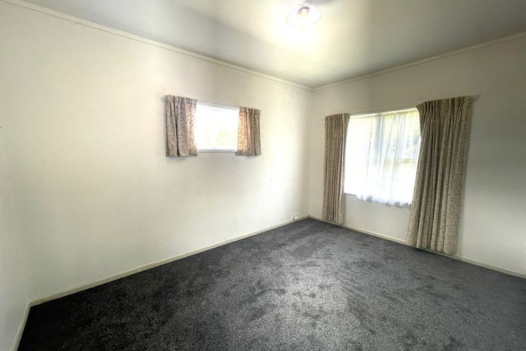 Photo of property in 23 Downsview Road, Pakuranga Heights, Auckland, 2010