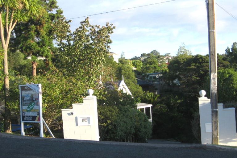 Photo of property in 2/12b Moore Street, Hillcrest, Auckland, 0627