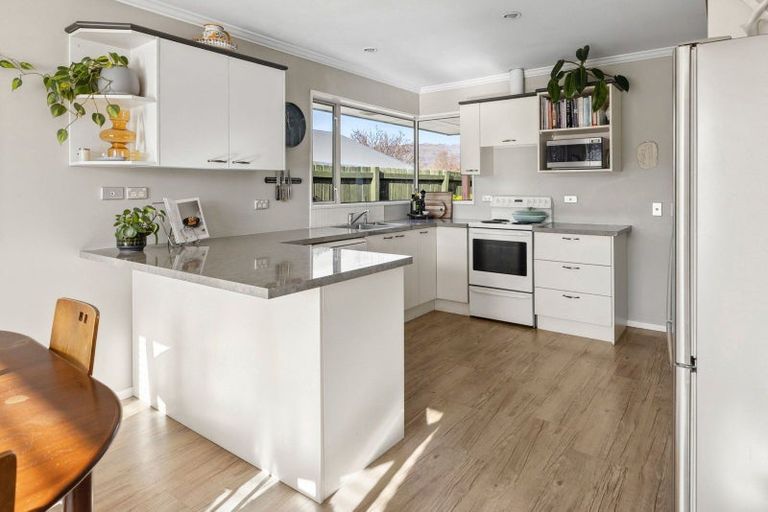 Photo of property in 92 Mount Iron Drive, Wanaka, 9305