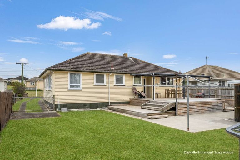 Photo of property in 7 Churchill Crescent, Tawhero, Whanganui, 4501