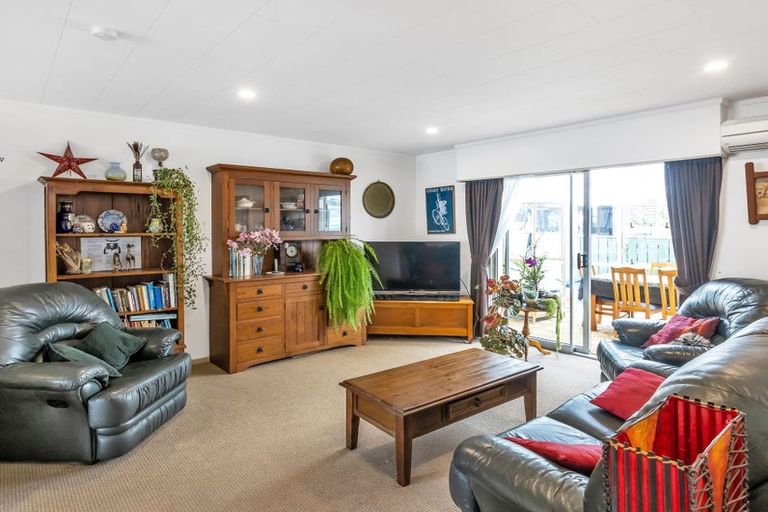 Photo of property in 17b Eastons Road, Westport, 7825