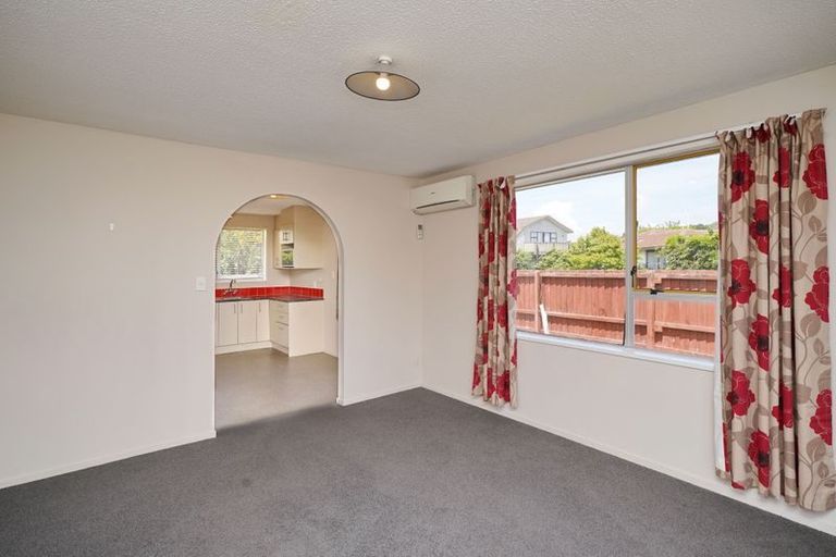 Photo of property in 1/3 Binstead Place, Avondale, Christchurch, 8061