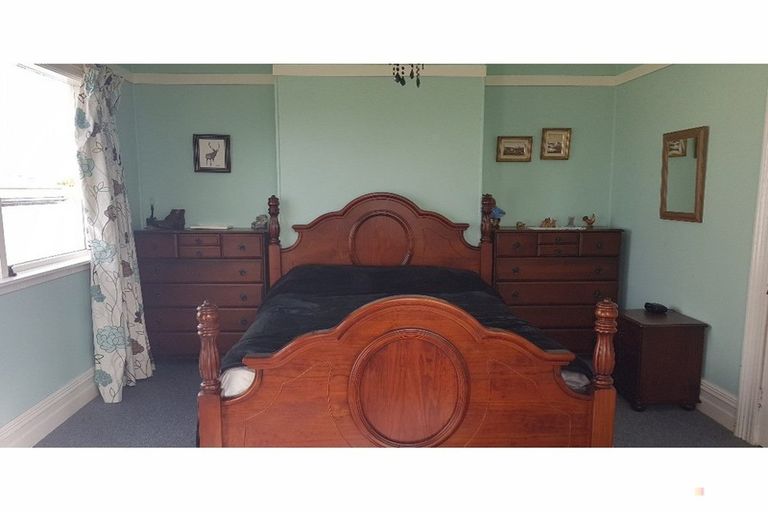 Photo of property in 15 Coronation Street, Waimate, 7924