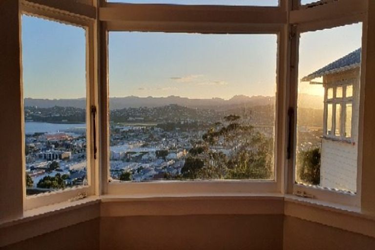 Photo of property in 97 Duncan Terrace, Kilbirnie, Wellington, 6022