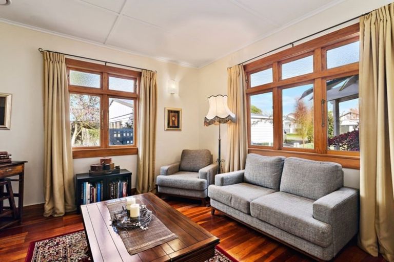 Photo of property in 37 Sumner Street, Glenholme, Rotorua, 3010