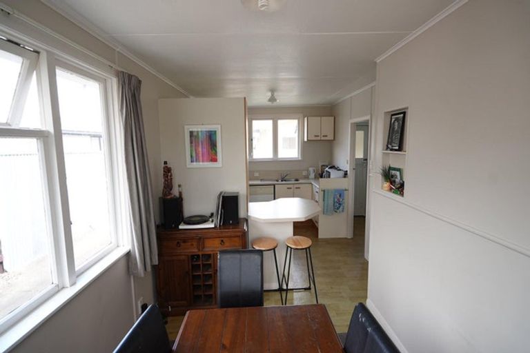 Photo of property in 57a Crewe Crescent, Hokowhitu, Palmerston North, 4410