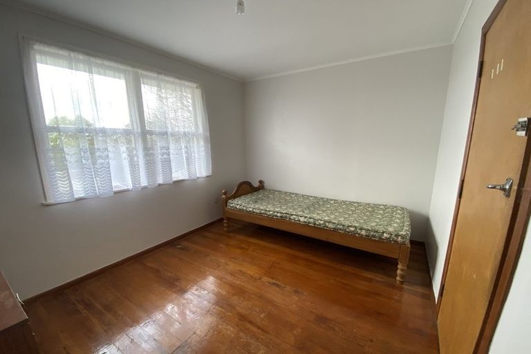 Photo of property in 83 Hepburn Road, Glendene, Auckland, 0602