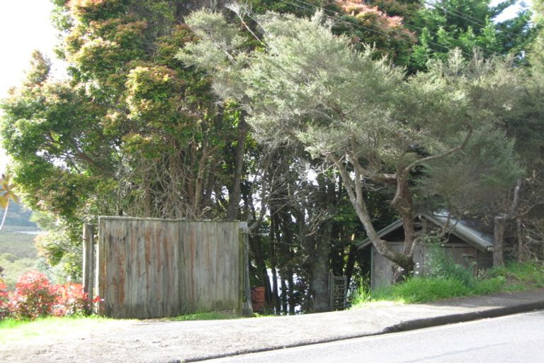 Photo of property in 636 Huia Road, Parau, Auckland, 0604