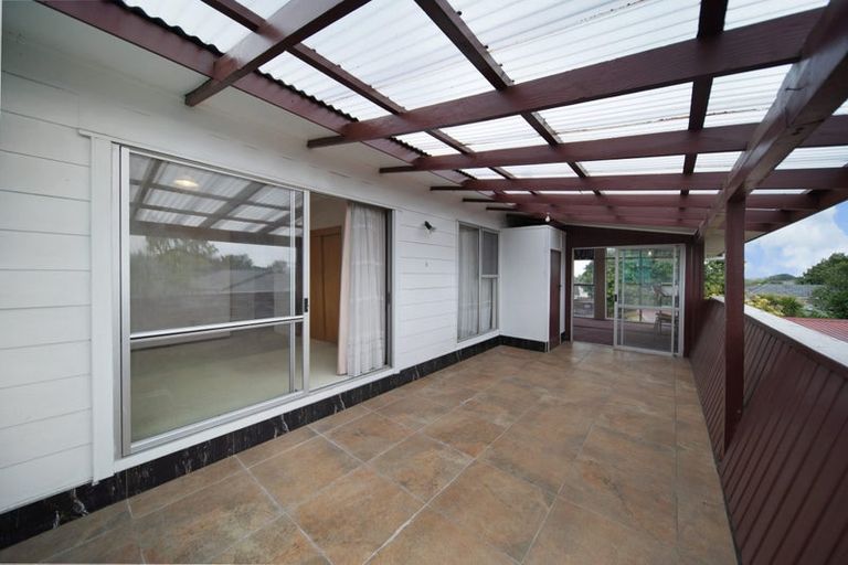 Photo of property in 26 Ewbank Place, Manurewa, Auckland, 2102