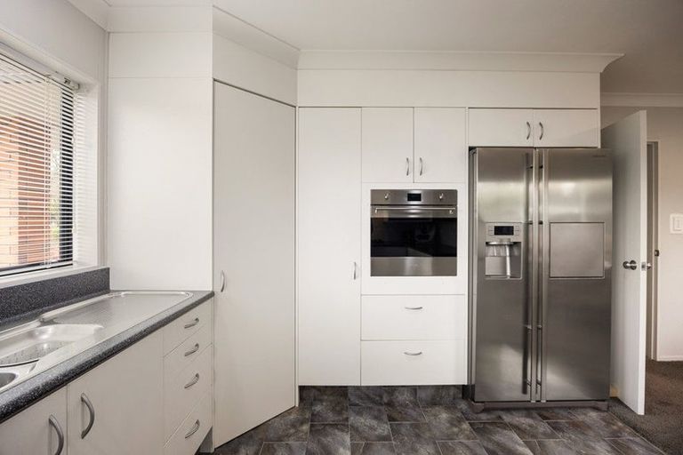 Photo of property in 2 Pascal Place, Flagstaff, Hamilton, 3210