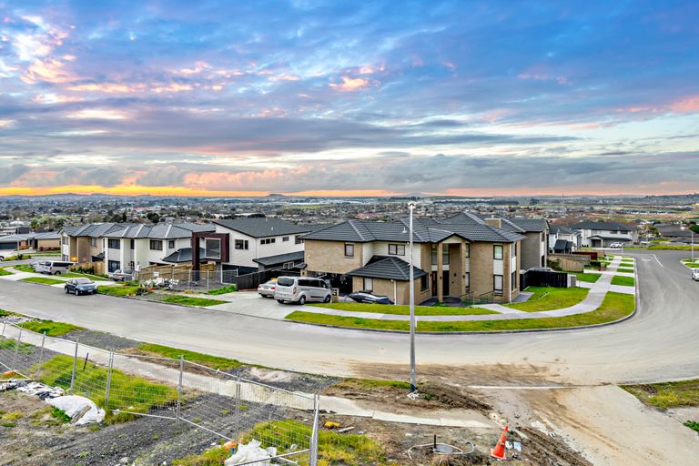 Photo of property in 18 Gospel Heights, Flat Bush, Auckland, 2019