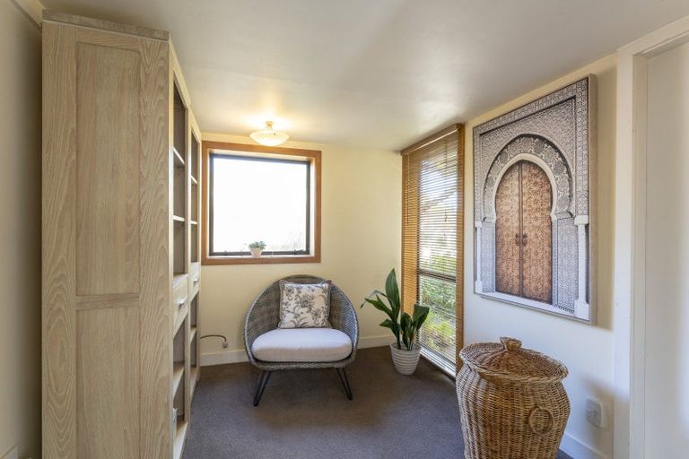 Photo of property in 32 Roberta Drive, Somerfield, Christchurch, 8024