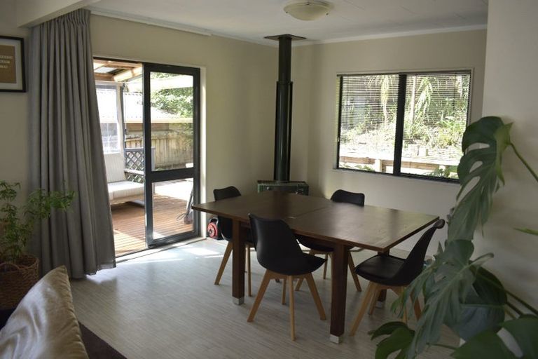 Photo of property in 3/296 Sunset Road, Windsor Park, Auckland, 0632