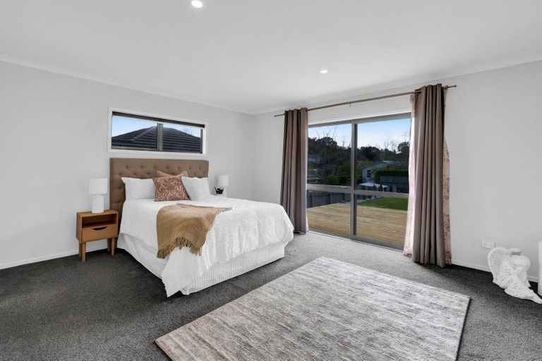 Photo of property in 23 Garrett Drive, Whalers Gate, New Plymouth, 4310