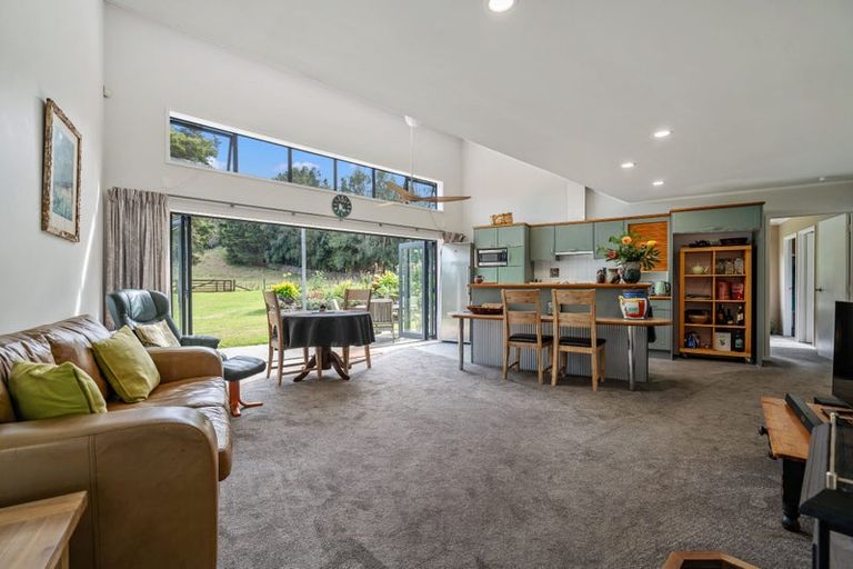 Photo of property in 454 Ngunguru Road, Glenbervie, Whangarei, 0173