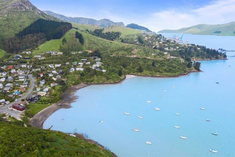 Photo of property in 104 Governors Bay Road, Cass Bay, Lyttelton, 8971