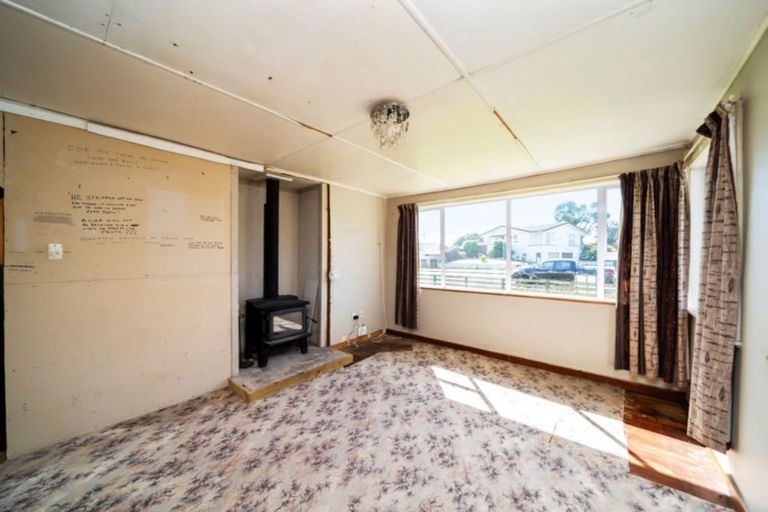Photo of property in 57 Fairfield Road, Hawera, 4610