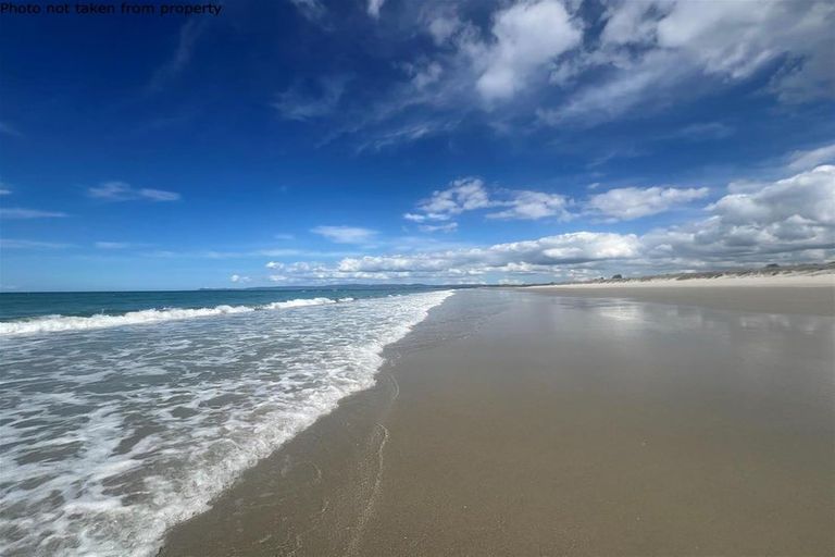 Photo of property in 39 Tamure Place, Ruakaka, 0116