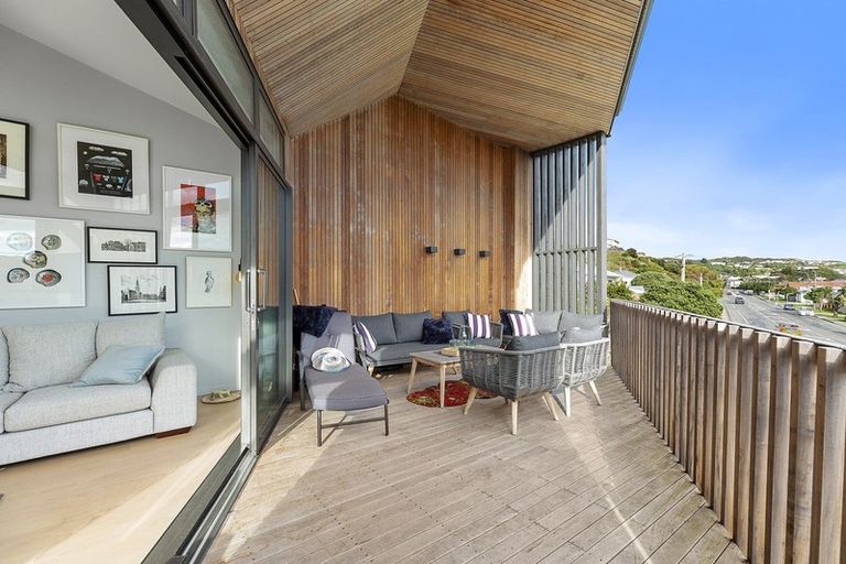 Photo of property in 64 Ira Street, Miramar, Wellington, 6022