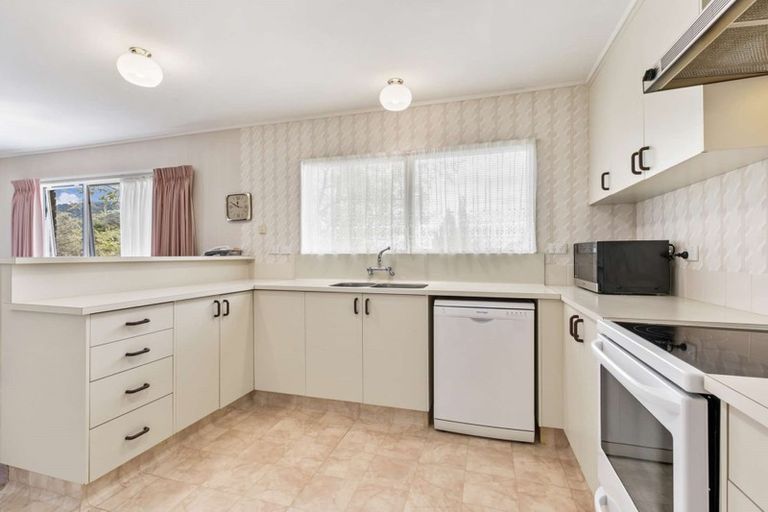 Photo of property in 77 Pegasus Drive, Sunnybrook, Rotorua, 3015