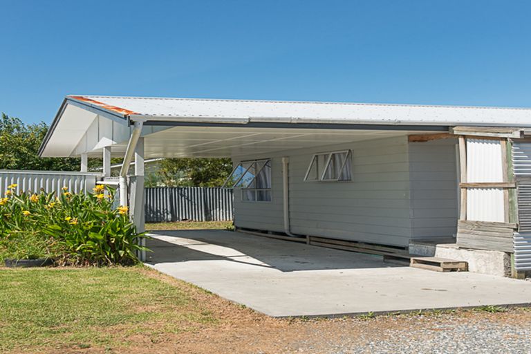 Photo of property in 34 Ida Road, Outer Kaiti, Gisborne, 4010
