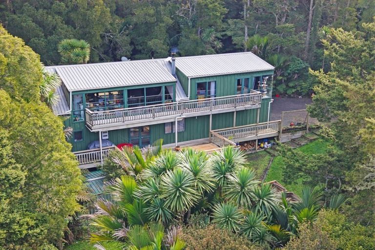 Photo of property in 102 Taylor Road, Waimauku, 0882