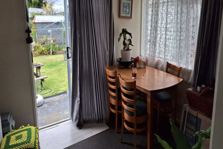 Photo of property in 2 Graham Place, Huntly, 3700