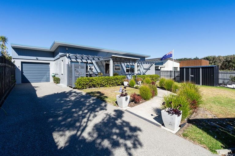 Photo of property in 26 Rua Avenue, Waitarere Beach, Levin, 5510