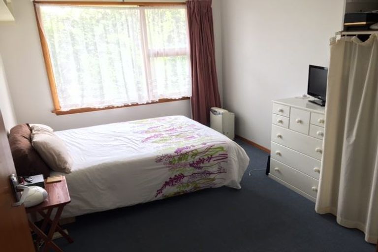 Photo of property in 1/124 Wilsons Road South, Saint Martins, Christchurch, 8022