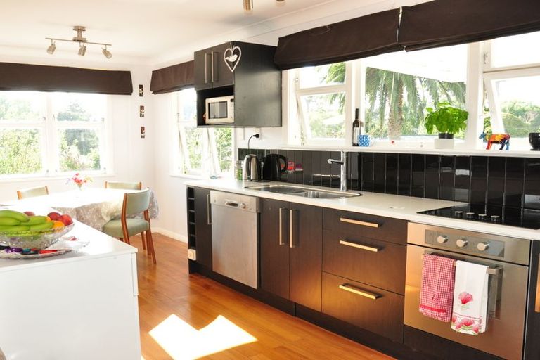 Photo of property in 39 Honore Drive, Linton, Palmerston North, 4472