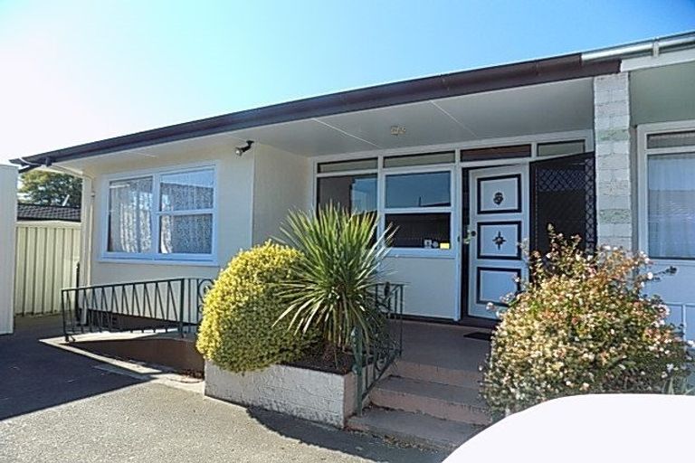 Photo of property in 4/608 Heretaunga Street East, Parkvale, Hastings, 4122