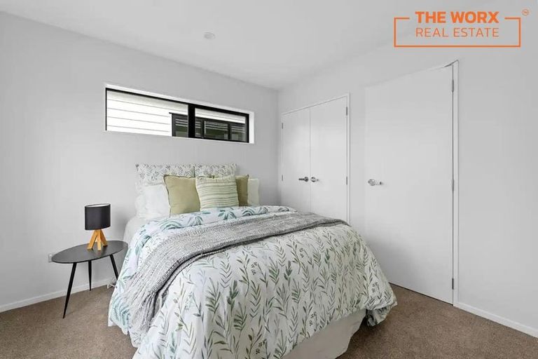 Photo of property in 70d Cargill Street, Papakura, 2110