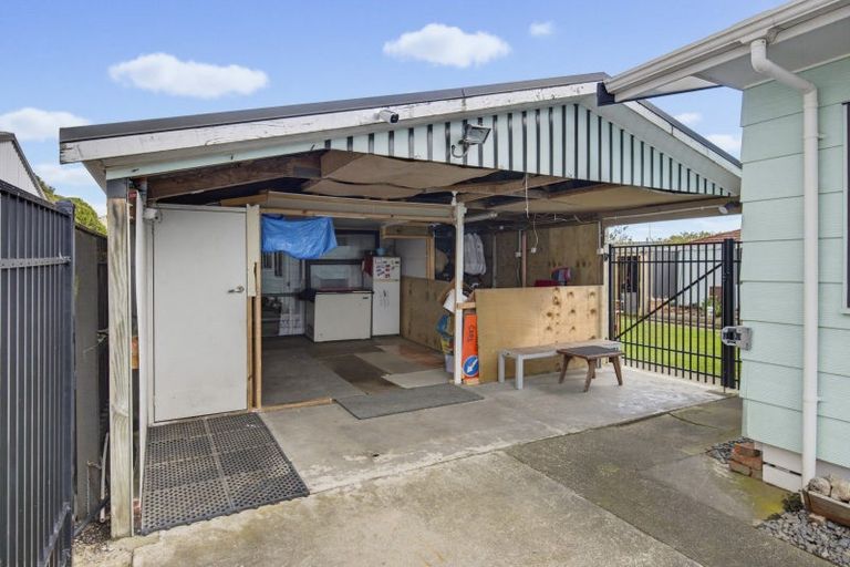 Photo of property in 13 Douglas Street, Levin, 5510