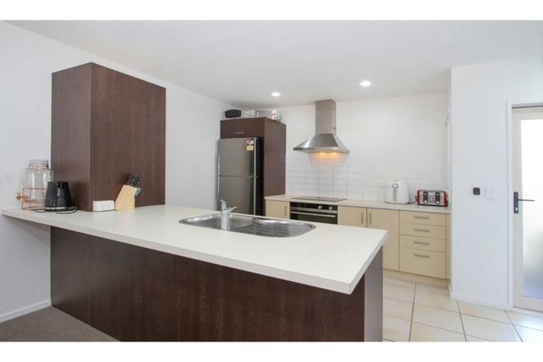 Photo of property in 3/206 Manuka Road, Bayview, Auckland, 0629