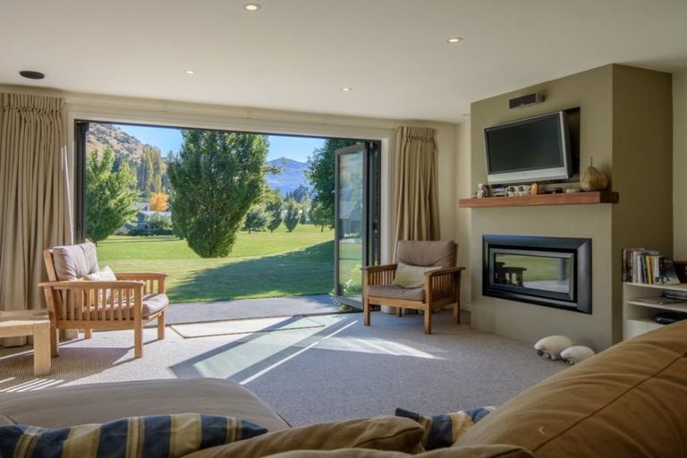 Photo of property in 6 Westwell Lane, Lower Shotover, Queenstown, 9371