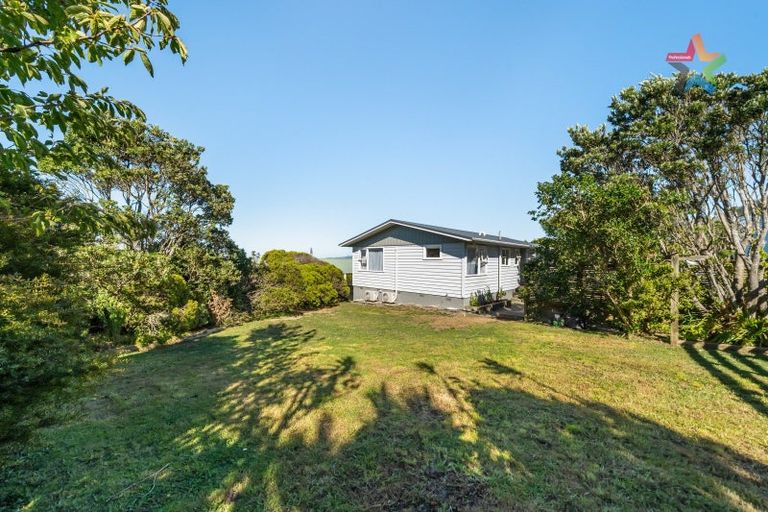 Photo of property in 258 Dowse Drive, Maungaraki, Lower Hutt, 5010