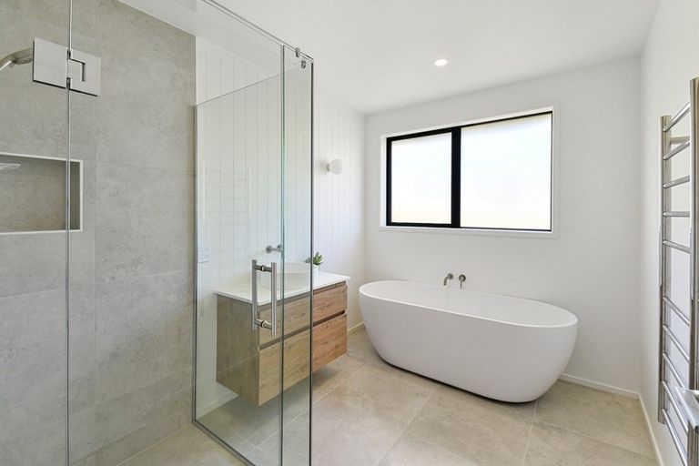 Photo of property in 83 Harriet Johnston Drive, Pokeno, 2402