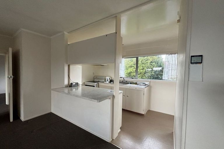Photo of property in 1/41a Tramway Road, Beach Haven, Auckland, 0626