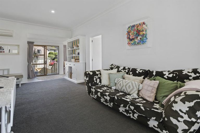 Photo of property in 21a Burrows Street, Tauranga South, Tauranga, 3112