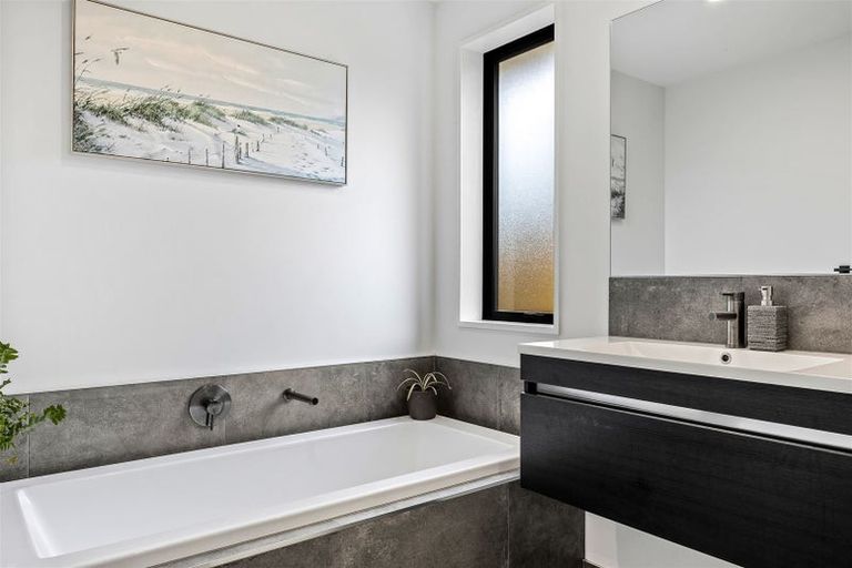 Photo of property in 47 Quinn Crescent, Woodend, 7610