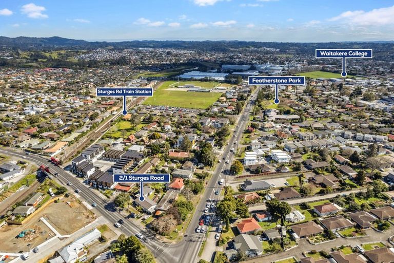 Photo of property in 2/1 Sturges Road, Henderson, Auckland, 0610