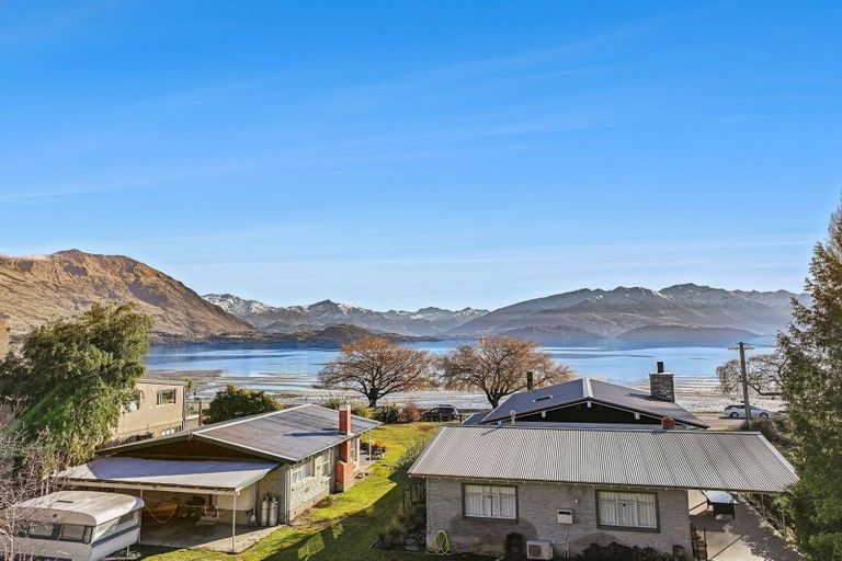 Photo of property in 21 Aubrey Road, Wanaka, 9305