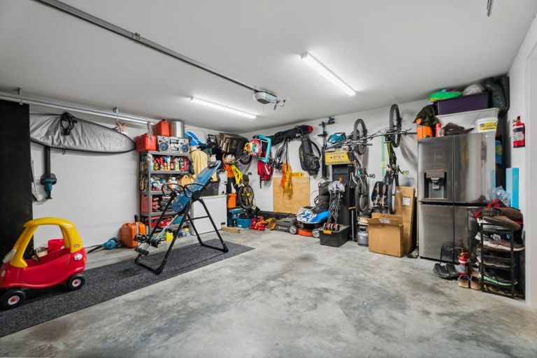 Photo of property in 2b Stackbrae Avenue, Wanaka, 9305