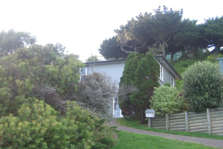 Photo of property in 32 Papakowhai Road, Papakowhai, Porirua, 5024