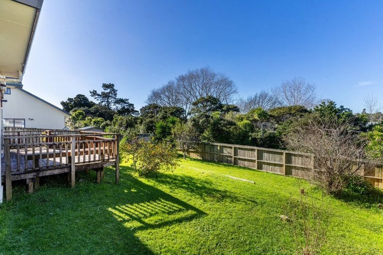 Photo of property in 39 Millstream Drive, Henderson, Auckland, 0610