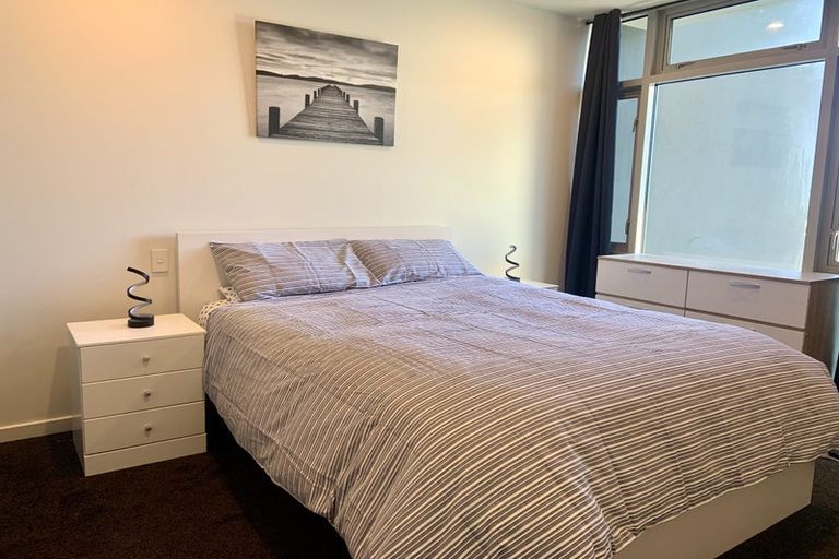 Photo of property in 2/272 Marine Parade, New Brighton, Christchurch, 8061