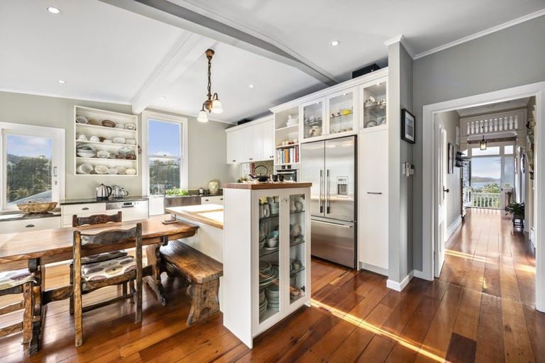 Photo of property in 9 Boundary Road, Kelburn, Wellington, 6012