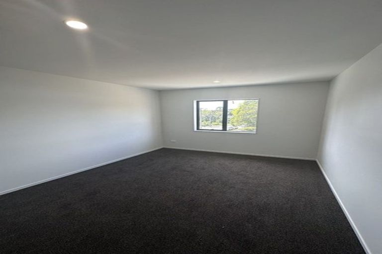 Photo of property in 29a Sheridan Drive, New Lynn, Auckland, 0600